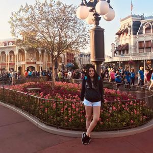 Meet your Posher, Sol